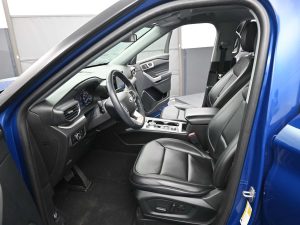 Used 2023 Ford Explorer XLT 4WD — thumbnail 12