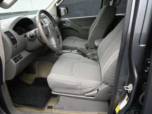 Used 2017 Nissan Frontier SV V6 Truck Crew Cab V-6 cyl — thumbnail 13