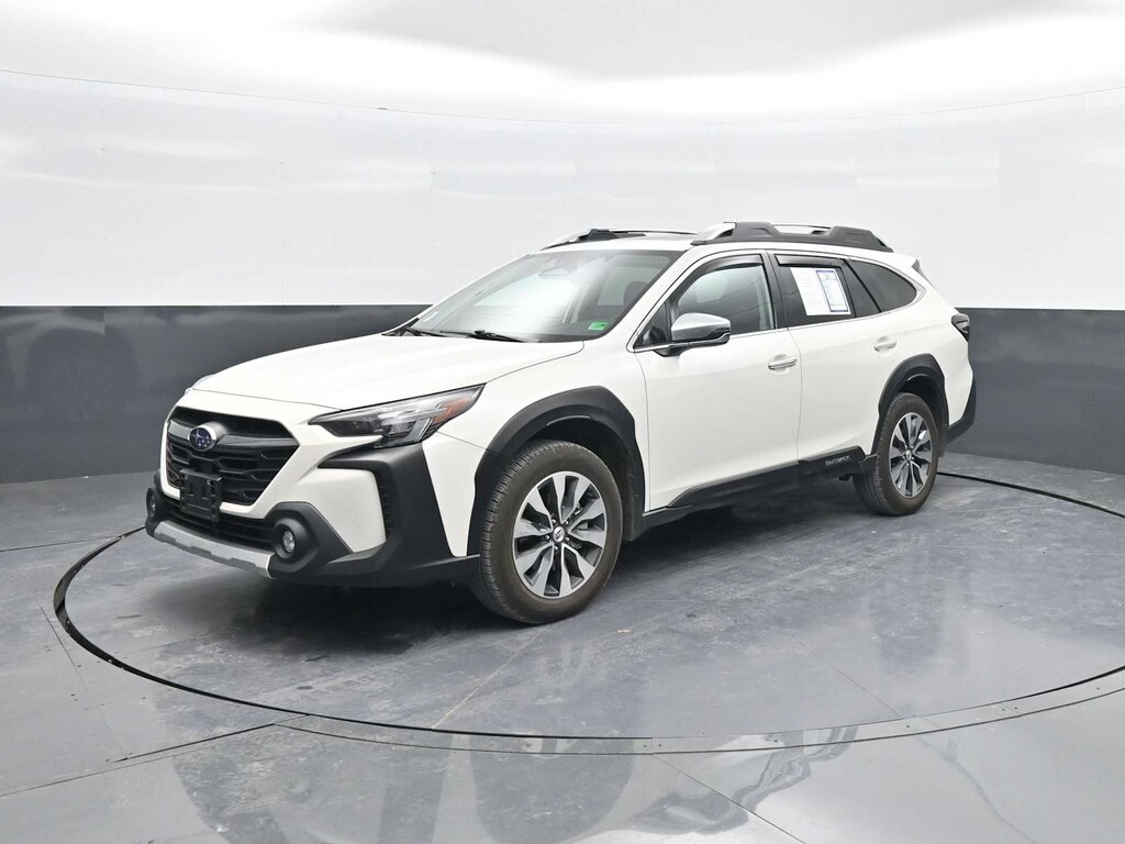 Used 2023 Subaru Outback Touring XT CVT — photo 1